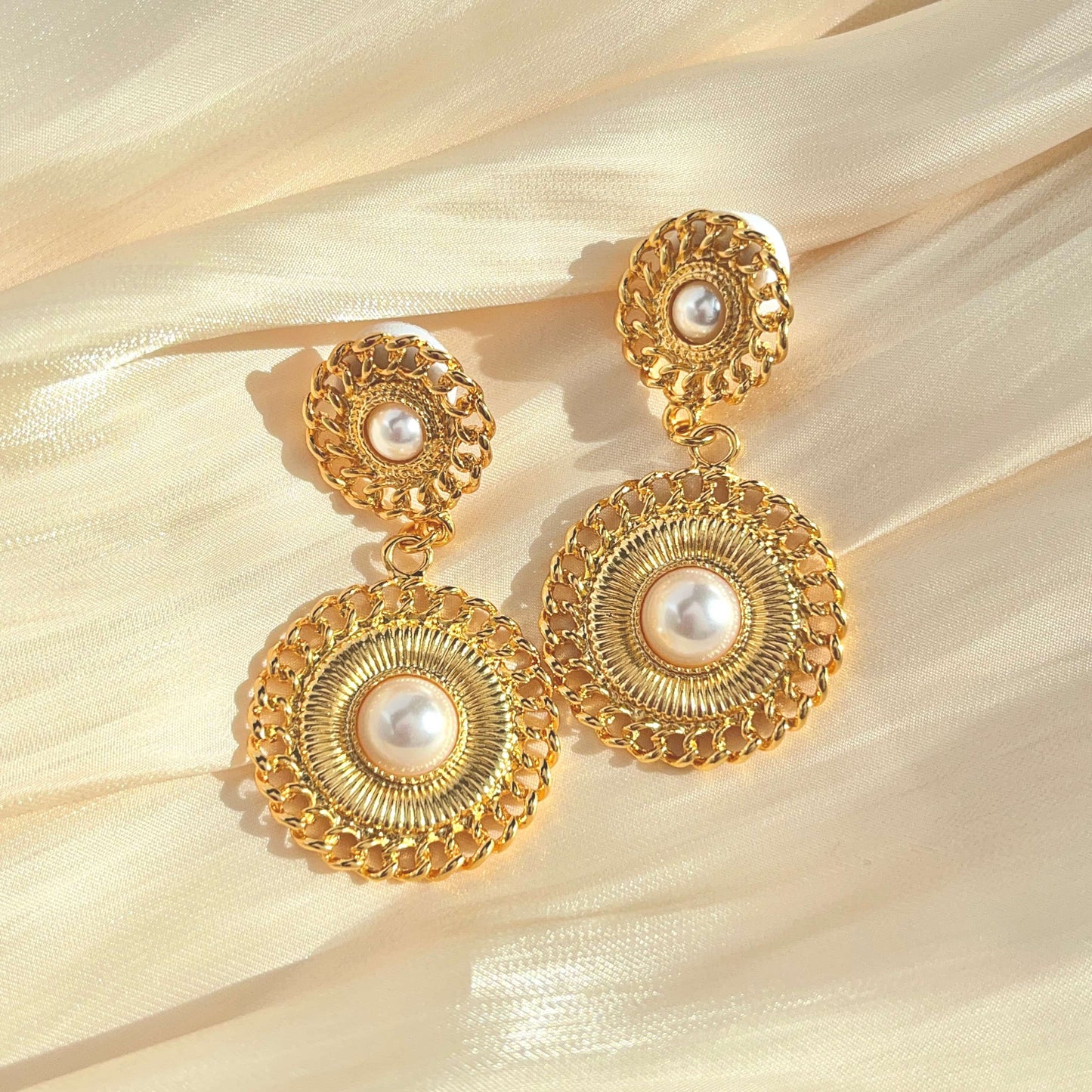 Vintage Lock Chain Sunflower Design Earrings with Inlaid Mother of Pearl.