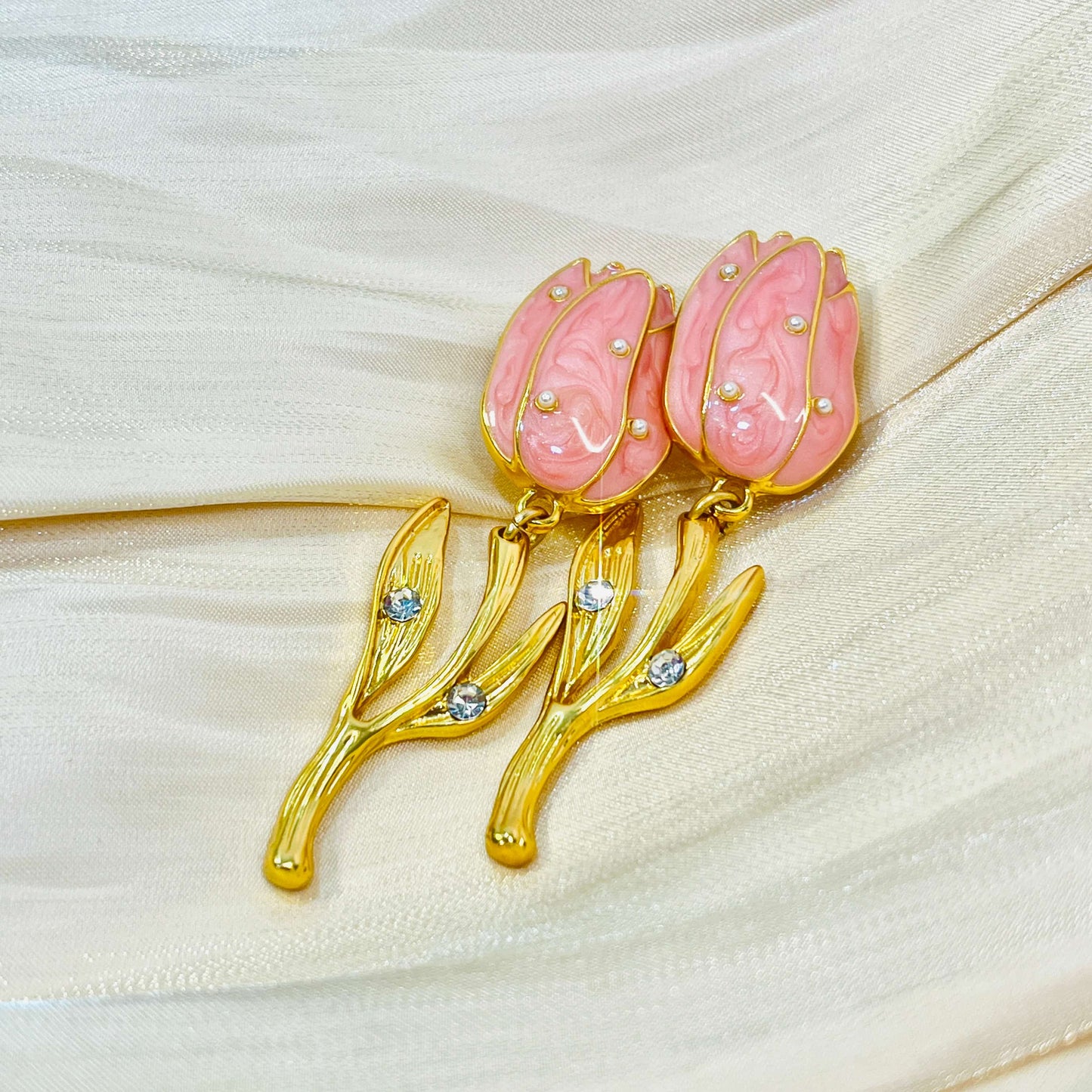 Dripped Glaze Tulip-shaped Clip-on Pendant Earring