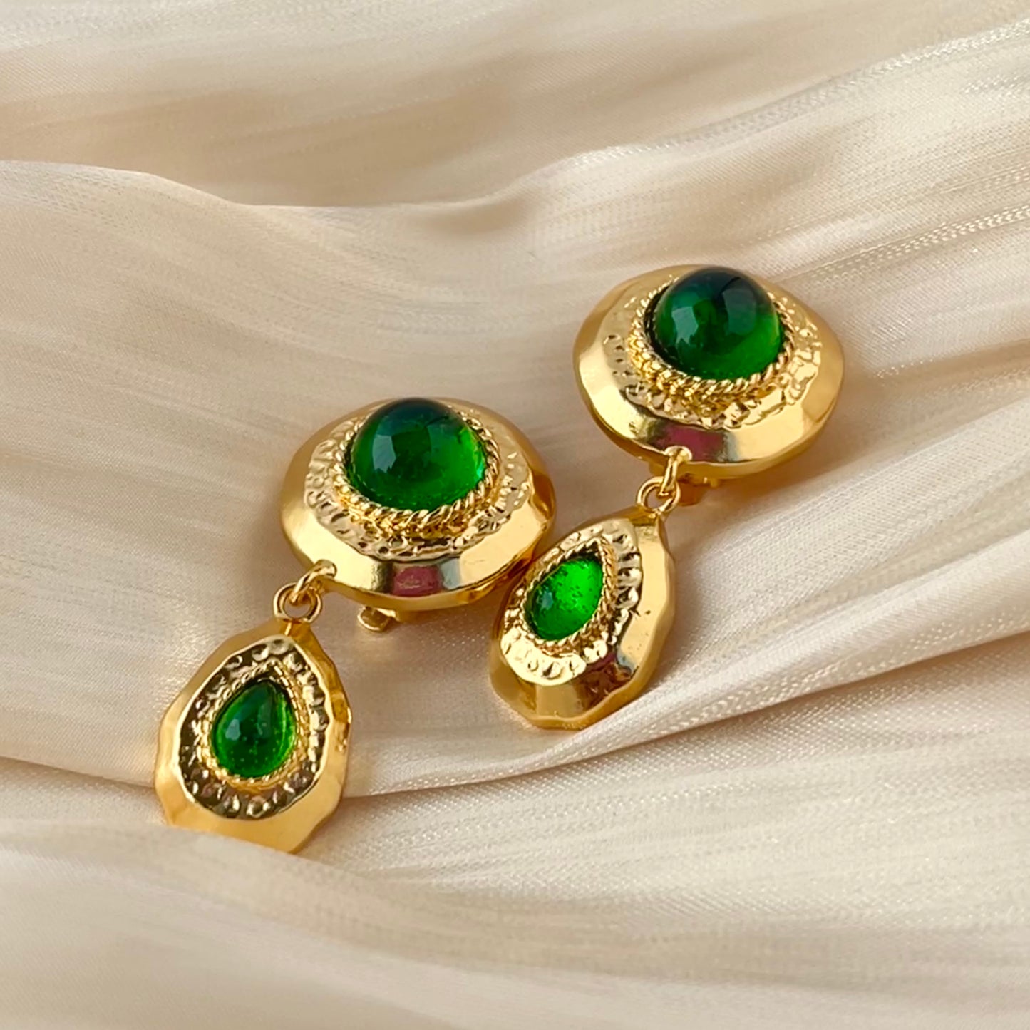 Classic Color Combination: Vintage Clip-on Earrings in Emerald Green Stained glass and Gold